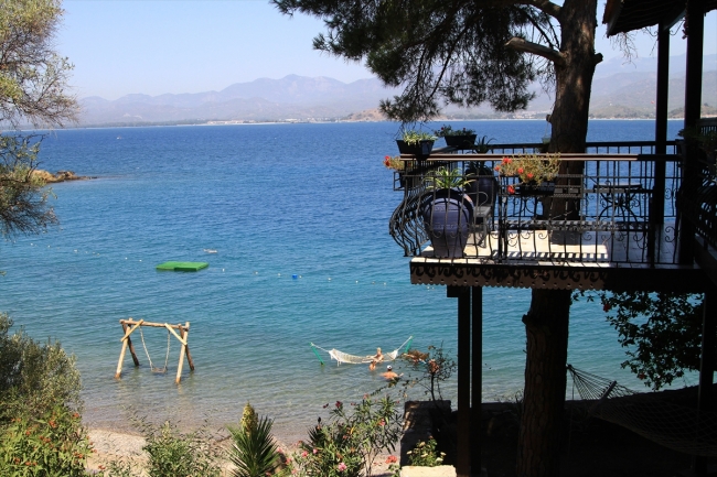 Tarihi kalıntıları ve sessizliğiyle turistlerin ilgi odağı: Şövalye Adası